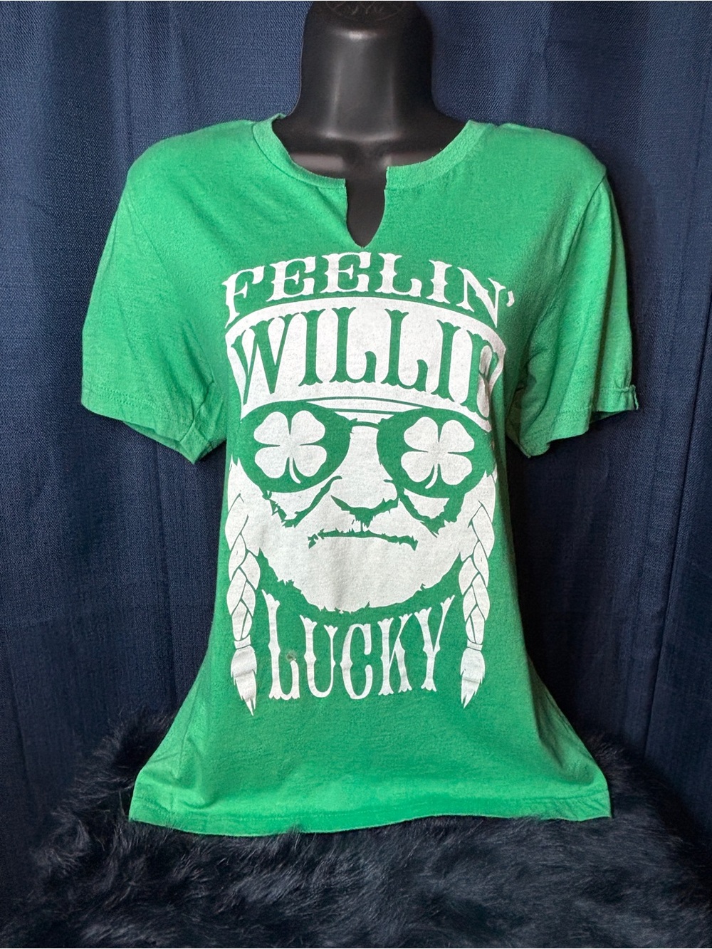 Feelin' Willin' Lucky Graphic Tee - Green
